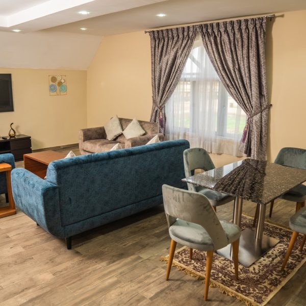 fully furnished family apartment with full amenities