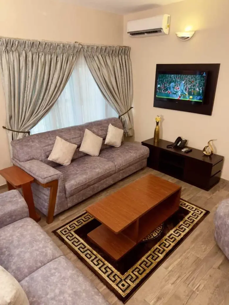 Find furnished apartments near me